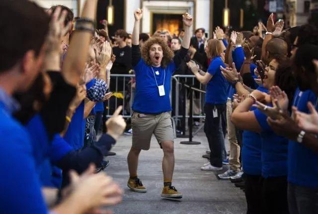 iPhone X掉漆嚴重到?jīng)]法直視，但更令人心寒的是蘋果的回應(yīng)！